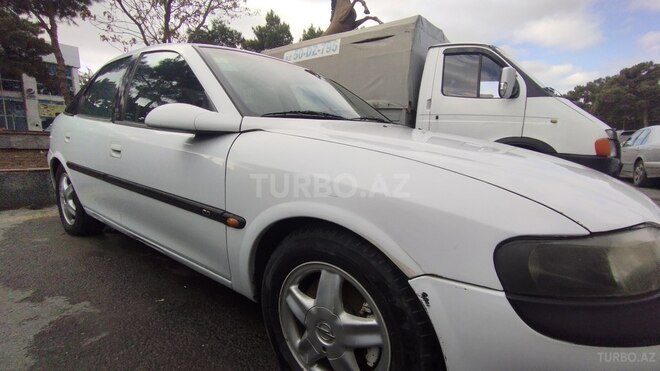 Opel Vectra 1996, 308,000 km - 2.0 l - Bakı
