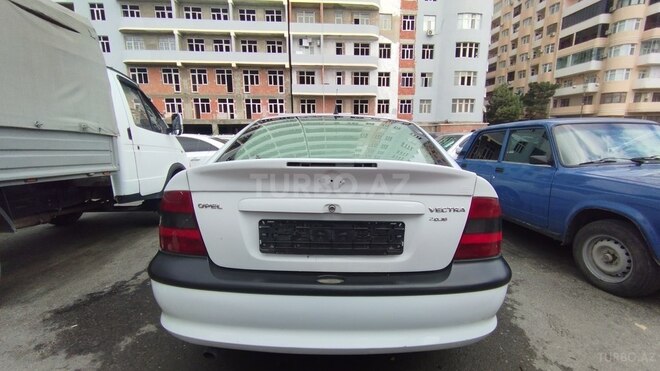 Opel Vectra 1996, 308,000 km - 2.0 l - Bakı