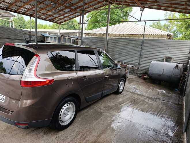 Renault Grand Scenic 2010, 370,000 km - 1.5 л - Şəki