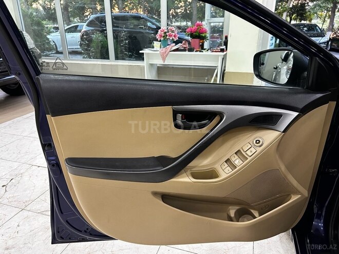 Hyundai Elantra 2013, 236,574 km - 1.8 л - Mingəçevir