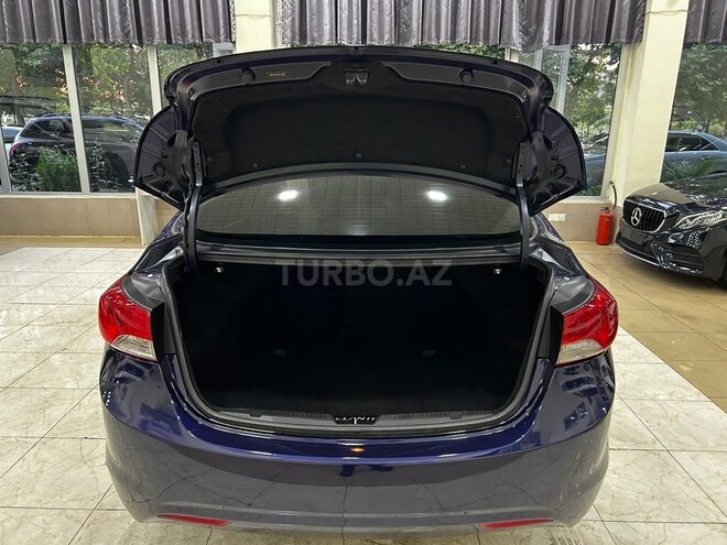 Hyundai Elantra 2013, 236,574 km - 1.8 л - Mingəçevir