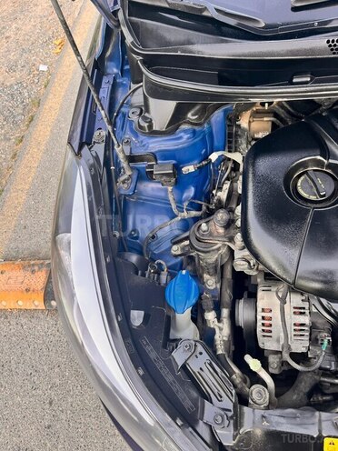 Hyundai Elantra 2014, 213,248 km - 1.8 l - Biləsuvar