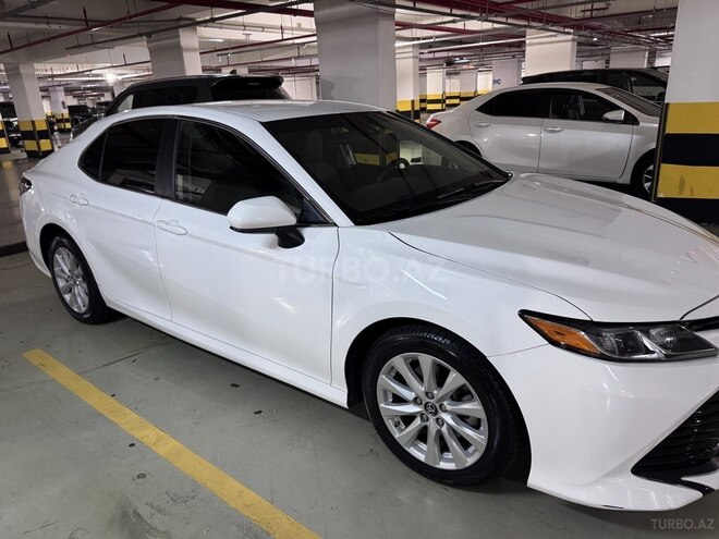 Toyota Camry 2017, 134,000 km - 2.5 л - Bakı