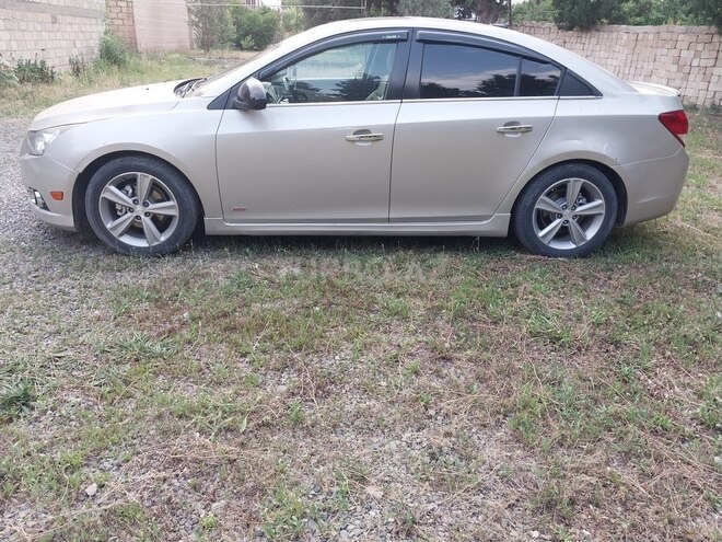 Chevrolet Cruze 2013, 32,652 km - 1.4 л - Tovuz