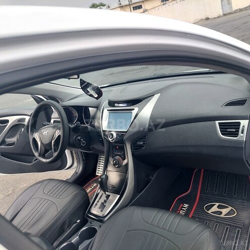Hyundai Elantra 2013, 240,000 km - 1.6 л - Bərdə
