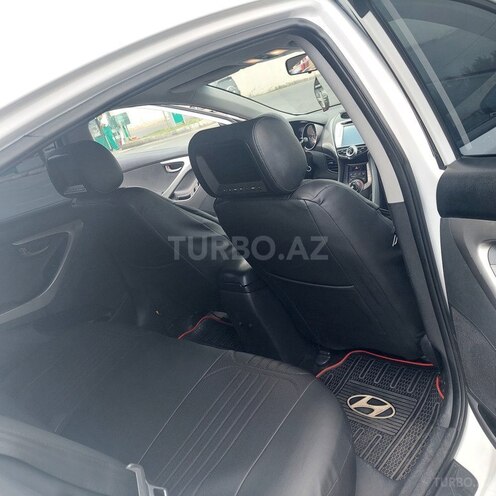Hyundai Elantra 2013, 240,000 km - 1.6 л - Bərdə