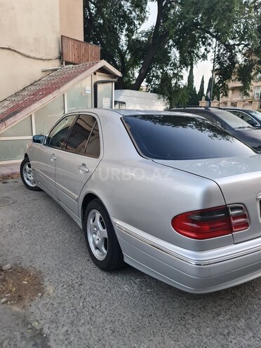 Mercedes E 270 2000, 445,000 km - 2.7 l - Bakı