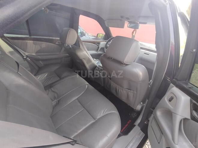 Mercedes E 240 1998, 363,325 km - 2.4 l - Biləsuvar
