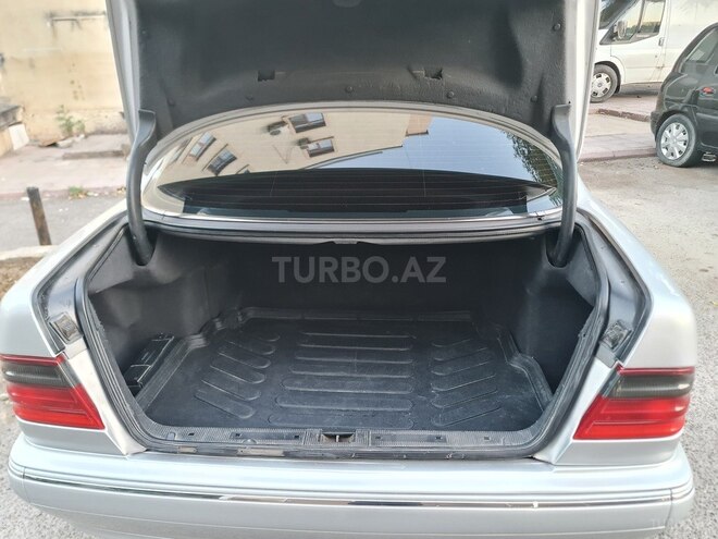 Mercedes E 270 2000, 445,000 km - 2.7 l - Bakı