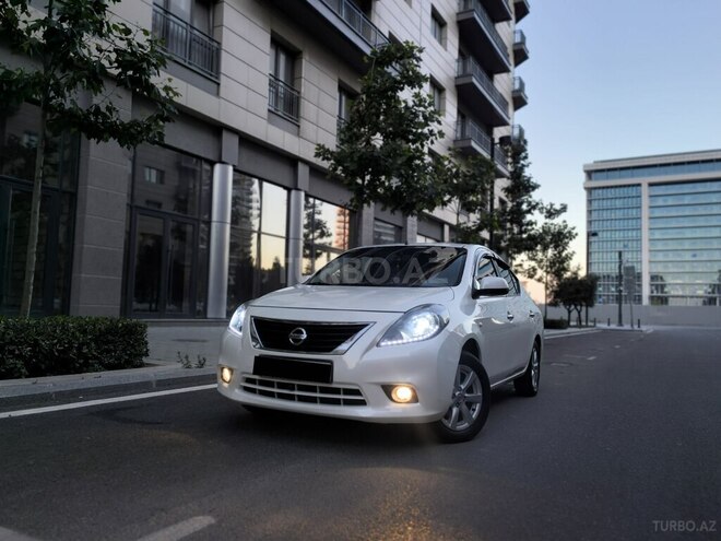 Nissan Sunny 2012, 220,000 km - 1.5 л - Bakı