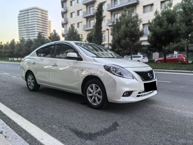 Nissan Sunny 2012, 220,000 km - 1.5 л - Bakı