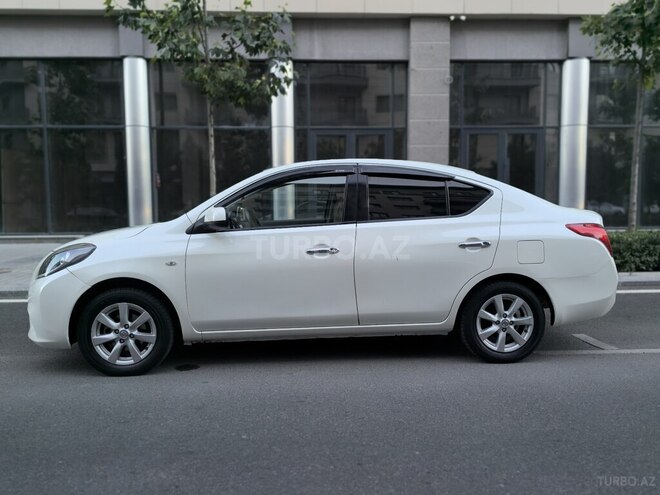 Nissan Sunny 2012, 220,000 km - 1.5 л - Bakı