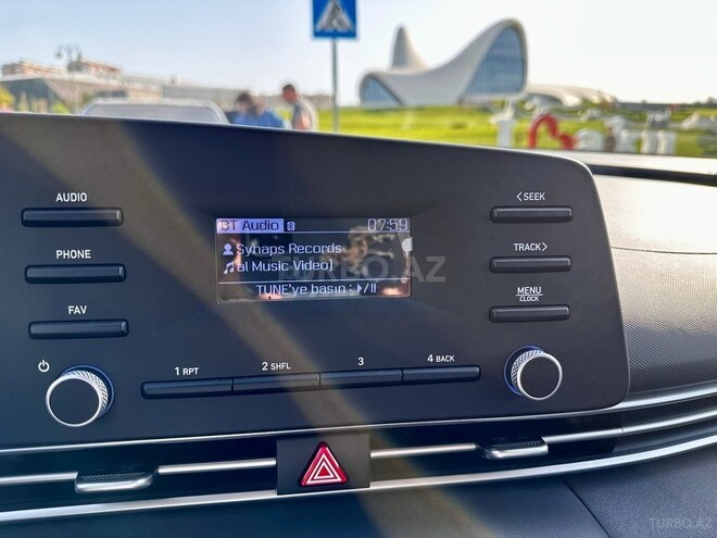 Hyundai Elantra 2021, 44,900 km - 1.6 л - Bakı