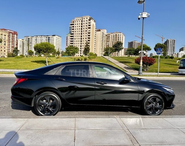 Hyundai Elantra 2021, 44,900 km - 1.6 л - Bakı