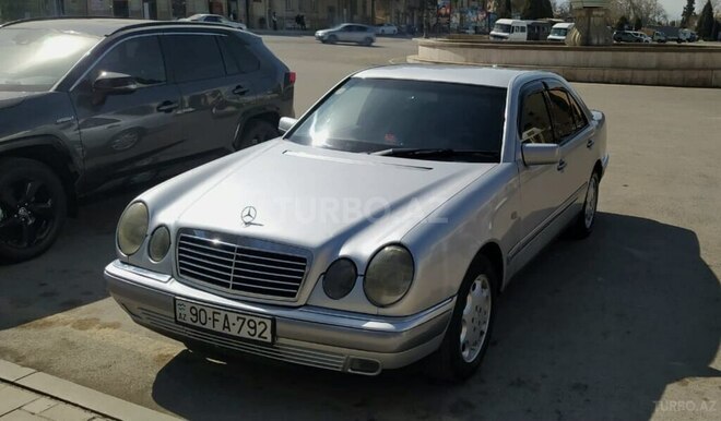Mercedes E 230 1996, 361,852 km - 2.3 l - Gəncə