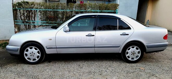 Mercedes E 230 1996, 361,852 km - 2.3 l - Gəncə