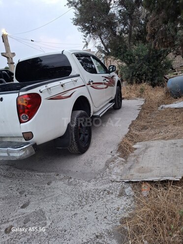 Mitsubishi L200 2012, 460,125 km - 2.5 l - Bakı