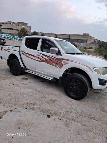 Mitsubishi L200 2012, 460,125 km - 2.5 l - Bakı