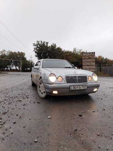 Mercedes E 230 1996, 361,852 km - 2.3 l - Gəncə