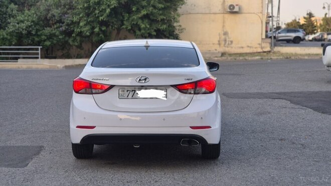 Hyundai Avante-7