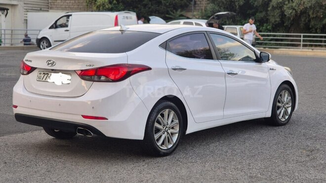 Hyundai Avante-6