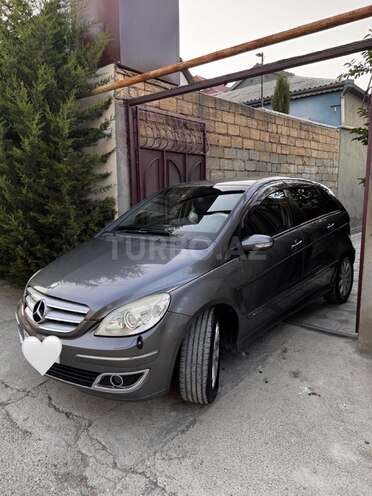 Mercedes B 170 2007, 215,000 km - 1.7 l - Bakı