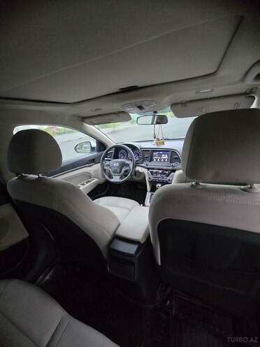 Hyundai Elantra 2016, 222,089 km - 2.0 l - Qəbələ