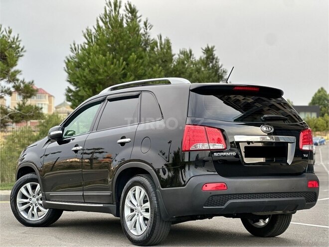Kia Sorento-9