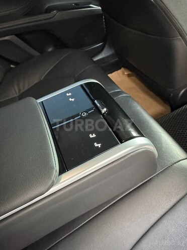 Toyota Camry-11