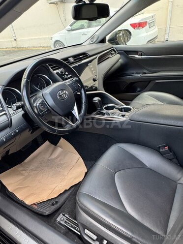 Toyota Camry-8
