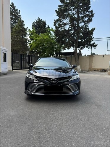 Toyota Camry-1