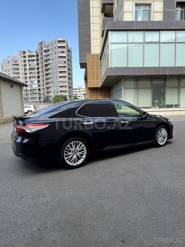 Toyota Camry-3