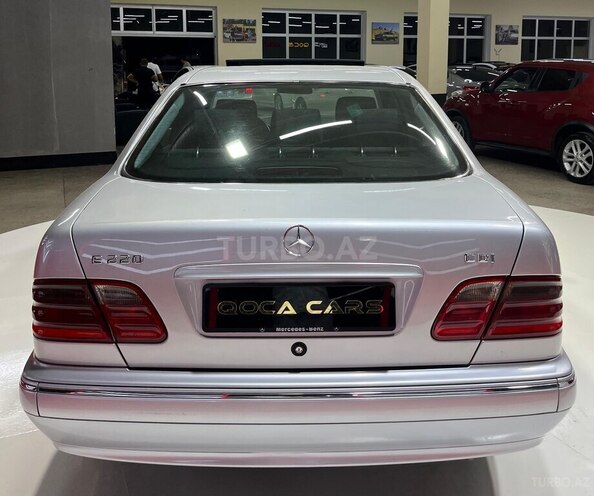 Mercedes E 220 d 1999, 303,303 km - 2.2 l - Sumqayıt