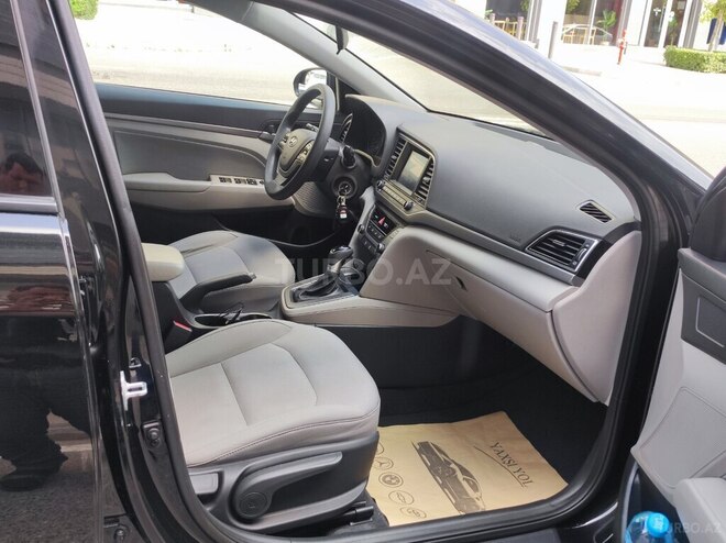 Hyundai Elantra 2016, 122,000 km - 2.0 l - Bakı