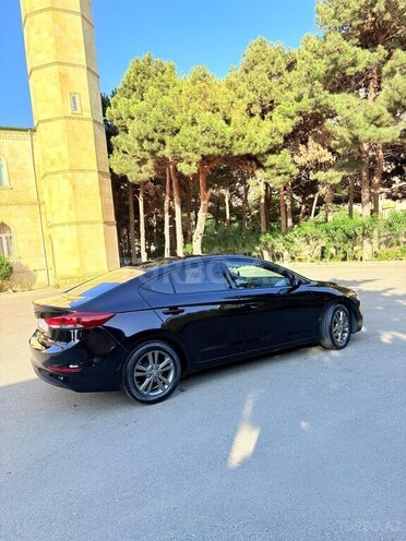 Hyundai Elantra 2018, 149,500 km - 2.0 l - Bakı