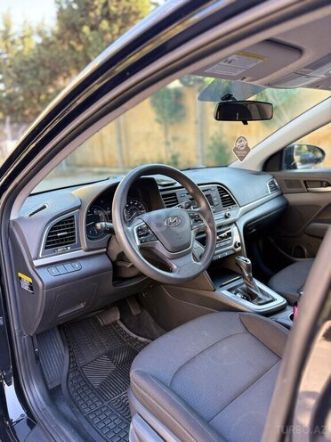 Hyundai Elantra 2018, 149,500 km - 2.0 l - Bakı