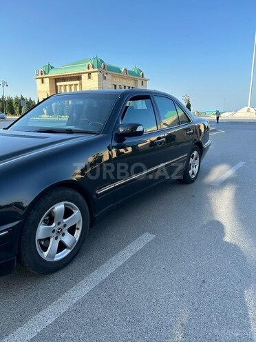 Mercedes E 220 1999, 360,000 km - 2.2 l - Sumqayıt