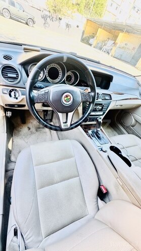 Mercedes C 250 2013, 266,000 km - 1.8 l - Bakı