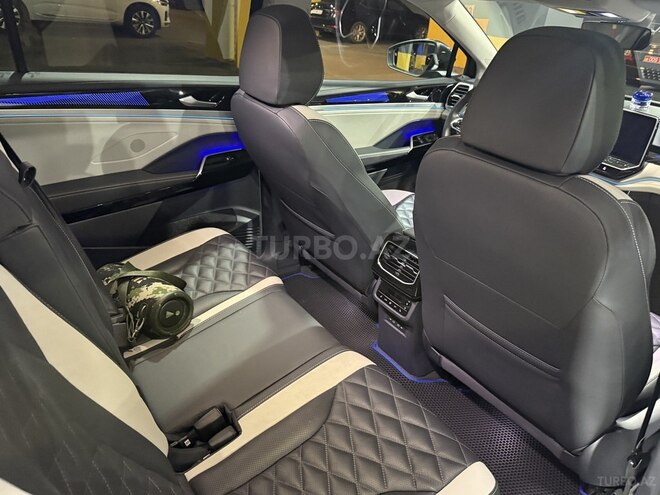 Volkswagen ID.6 Crozz 2022, 27,000 km - 0.0 л - Bakı