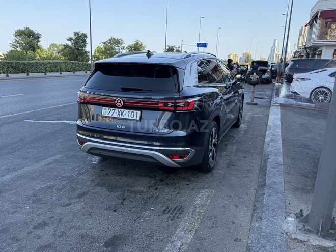 Volkswagen ID.6 Crozz 2022, 27,000 km - 0.0 л - Bakı