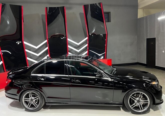 Mercedes C 300-7