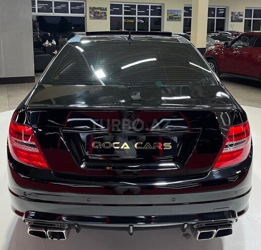Mercedes C 300-11