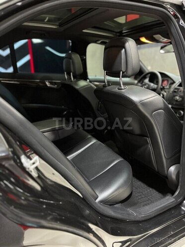 Mercedes C 300-17