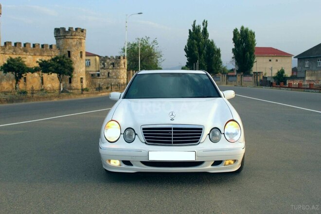 Mercedes E 240 1998, 226,600 km - 2.4 l - Lənkəran