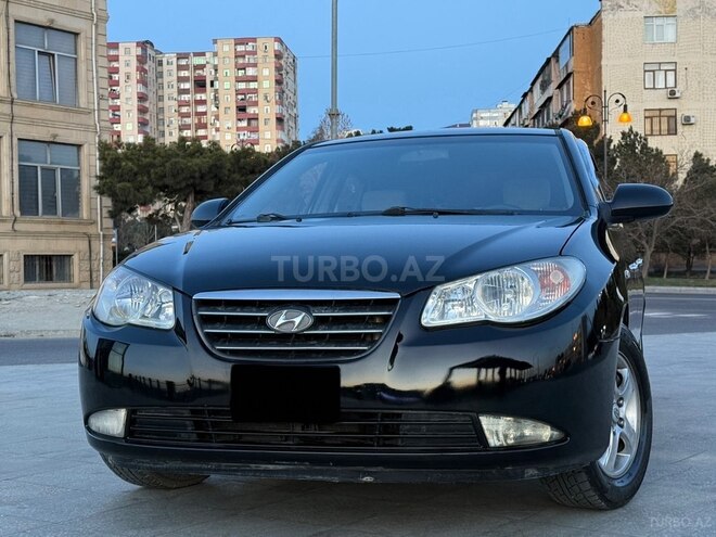 Hyundai Elantra-3