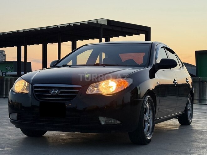 Hyundai Elantra-21