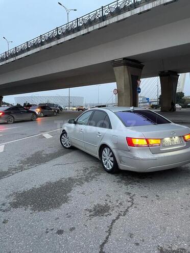Hyundai Sonata 2008, 283,277 km - 2.0 l - Biləsuvar