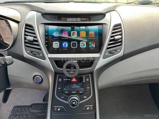 Hyundai Elantra 2015, 125,000 km - 1.8 л - Bakı