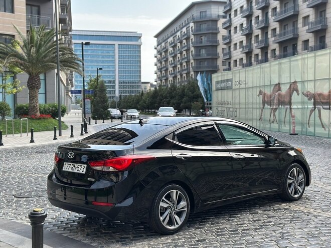 Hyundai Elantra 2015, 125,000 km - 1.8 л - Bakı