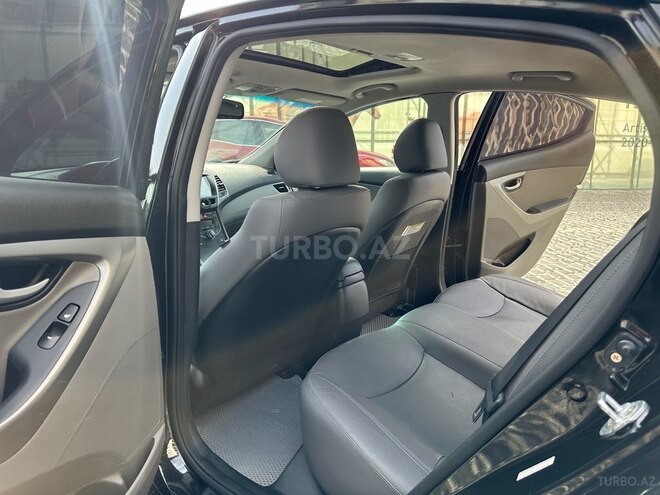 Hyundai Elantra 2015, 125,000 km - 1.8 л - Bakı